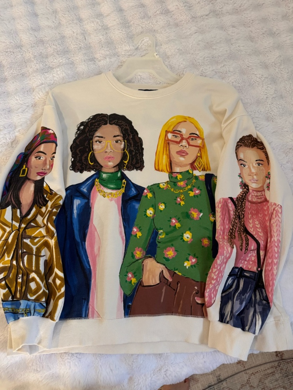 Zara Grapy Sweatshirt with Colorful Female Portraits